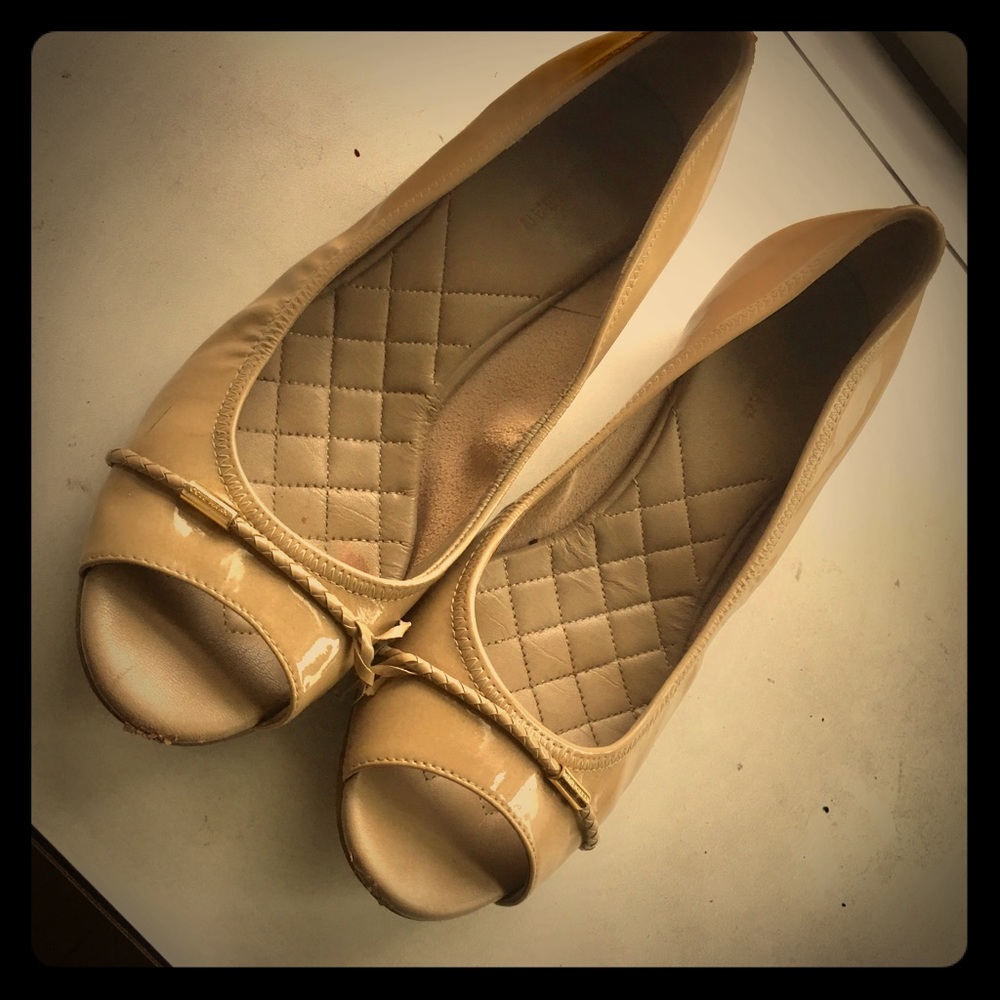 Shoe